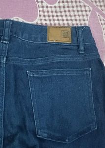 freebie 2 items - 26-28 size