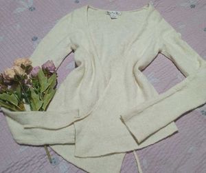 cotton blend tie-up tops and red muffler (2item)