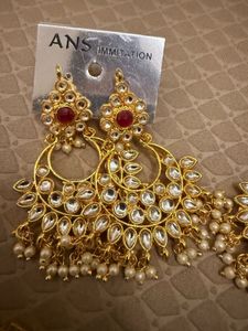 Exquisite Kundan &amp; Pearl Maang Tikka Set