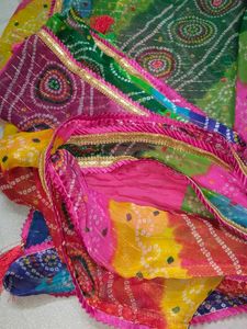 Vibrant Tie-Dye Bandhani Dupatta