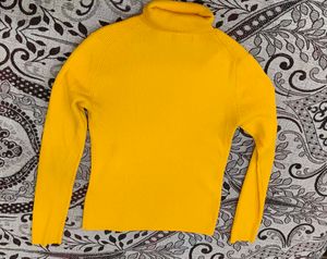 Yellow Highneck  For Winters