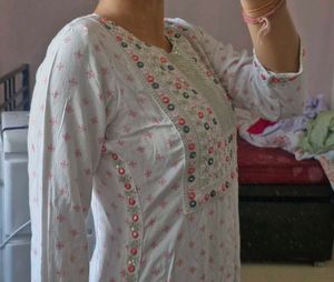 Embroidered White Kurta