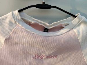 Cute Pink &amp; White Cropped T-Shirt