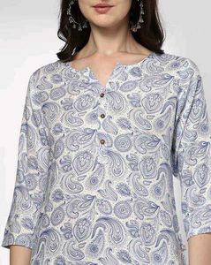 Elegant Paisley Print Kurta fixed price