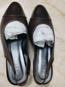 PRICE DROP !!!!!!!METRO Chic Brown Slingback Heels