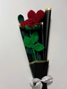 Crocheted Rose &amp; Heart Bouquet