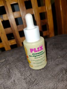 MRP- 549 Plix Pineapple De-Pigmentation Dewy Serum