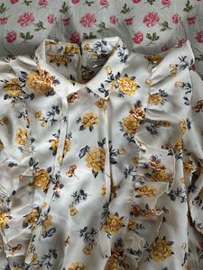 Korean top