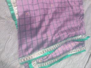 Elegant Purple Checked Saree With blouse