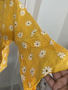Yellow Daisy Print Tie-Front Peplum Top