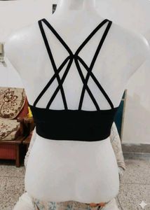 Premium Black Strappy Back Seamless Sports Bra -
