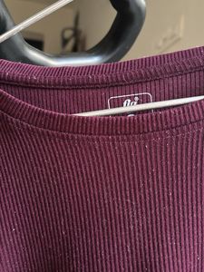Ribbed Pocket Tee - Casual Comfort