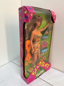 Barbie Bead Blast Doll Set