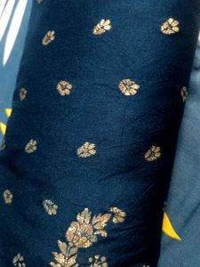 Elegant Dark Green &amp; Gold Sari Blouse Size 44 Inch