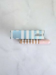 Lakme 9to5 Hya Beach Concealer