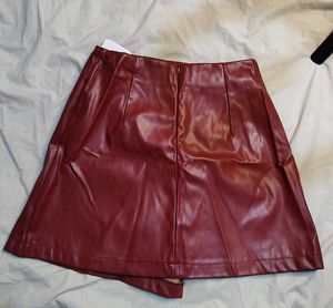 Savana Burgundy Faux Leather Skirt with Bow