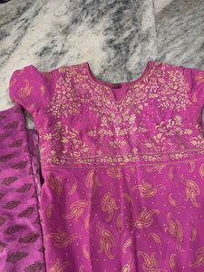 Vibrant Pink Paisley Kurta with Dupatta