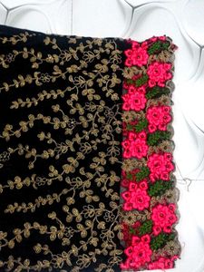 Elegant Black Embroidered Kurta