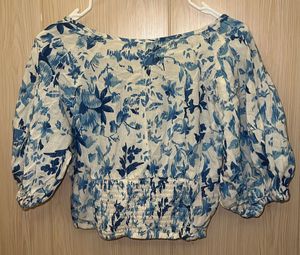 Blue Floral Puff Sleeve Cropped Top