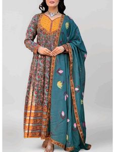 Elegant Printed Kurta Set with Dupatta