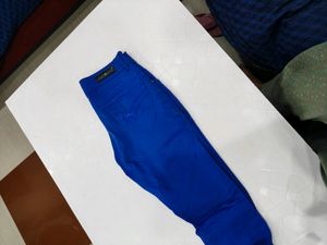 Its ankle Length Trousers