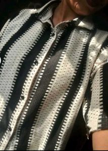 Men's Stylish Black &amp; White Striped knitted shirt