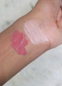 House of makeup combo highlighter and lipstick