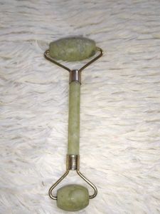 ✨💚Jade Facial Roller💚✨
