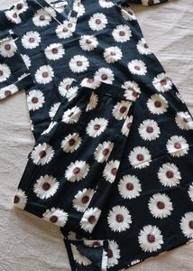 Chic Black Floral Co-ord Set 💜