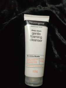 Neutrogena Gentle Foaming Cleanser