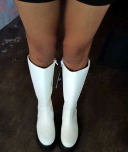Chic White Knee-High Boots
