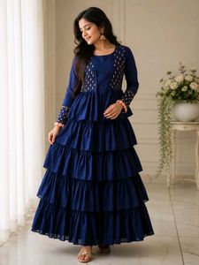 designer nevy blue Western gaun