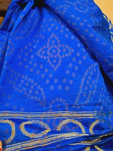 BEAUTIFUL Blue with Pink  Bandhani Print Saree