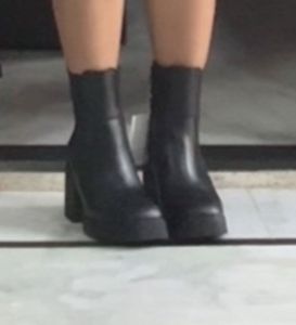 🔥PRICE DROP🔥ELLE Chelsea Chunky Platform Boots