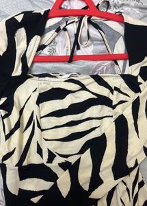 H&amp;M SQUARE-NECK JERSEY DRESS