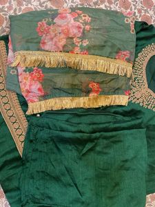 Elegant Green Embroidered Kurta