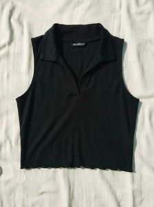 Sleeveless Black Collared Crop Top