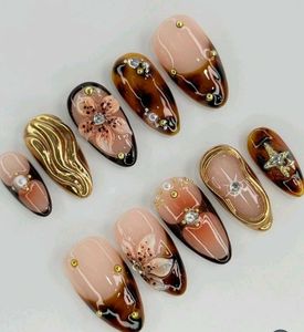 Exquisite Floral &amp; Tortoiseshell Press-On Nails