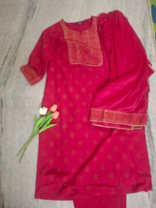 Vibrant Pink Embroidered Kurta