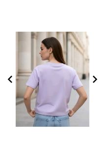New with tag lavender t shirt