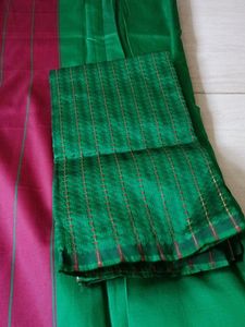 Saree For Girls With Blouse Pic