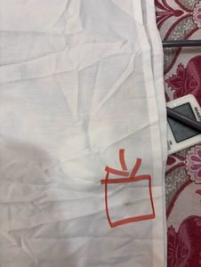 Elegant White Chikankari Embroidered Kurta