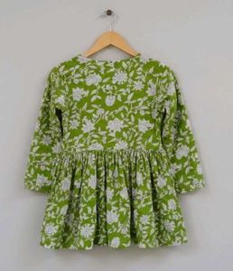 Green Floral Print Short Kurti