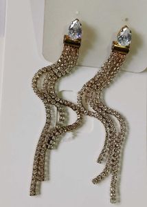 Sparkling Crystal Drop Earrings😍