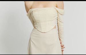 🩷 Off-Shoulder Corset Top