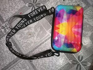 Box Slingbags