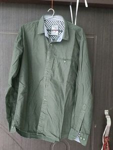 Green cotton shirt