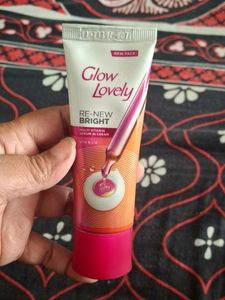 Oriflame &amp; Glow &amp; Lovely Skincare Bundle
