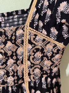 Black beige Embroided top with lace  Bor