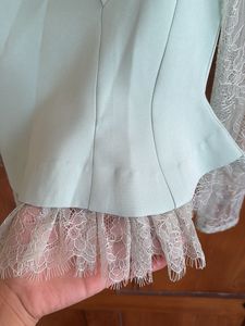 Boutique Lace sleeve blouse